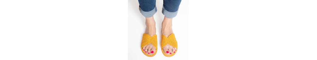 Raffia Sandals Collection: Cozy Comfort with Stylish Elegance