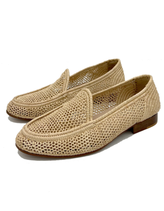 Handmade raffia mesh shoes