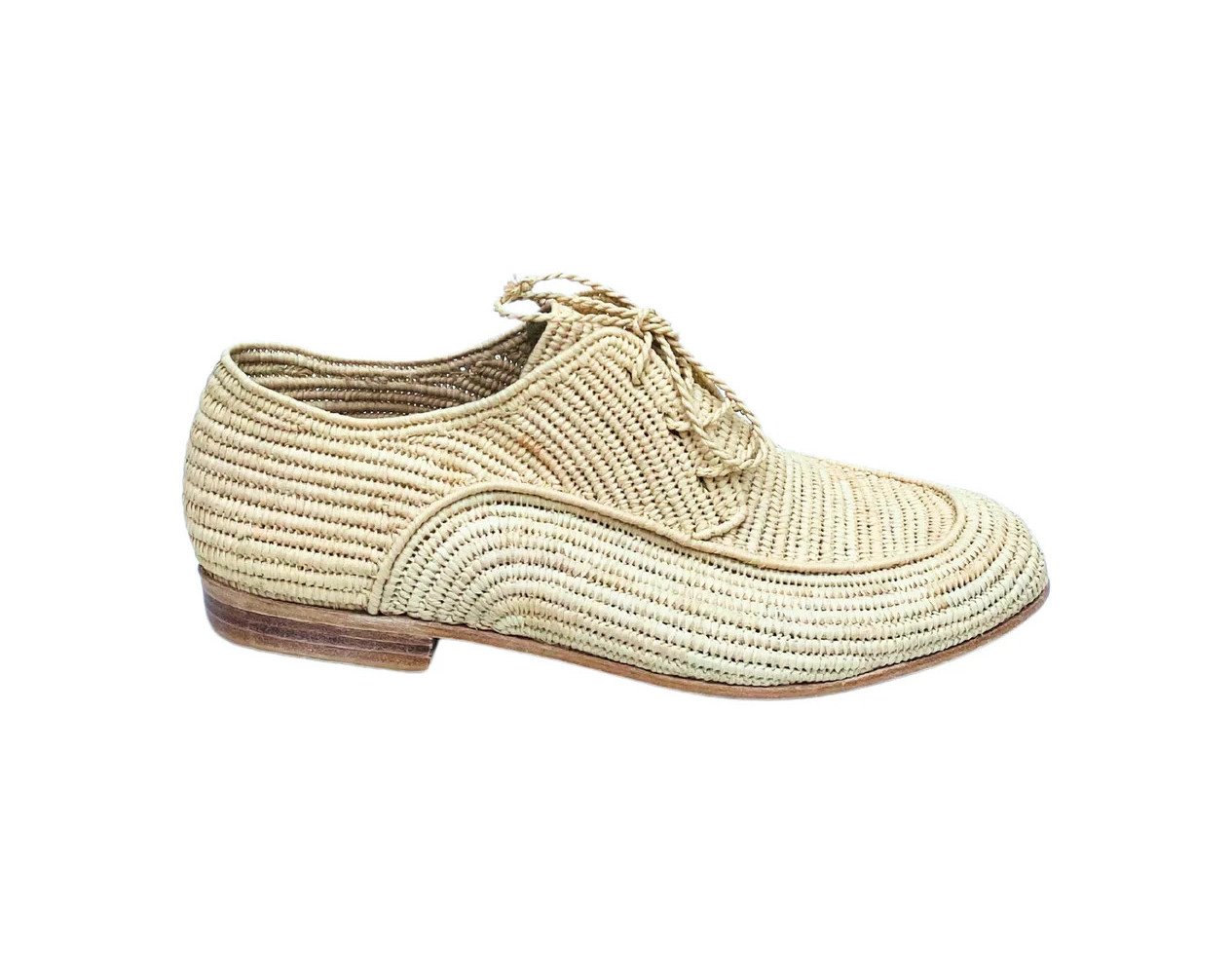 Stylish and Sustainable Brogue Raffia Shoes | Perfect for Any Occasion